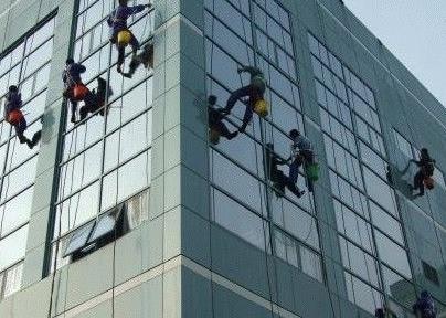 外墻滲漏維修,你還在刷防水膠嗎?